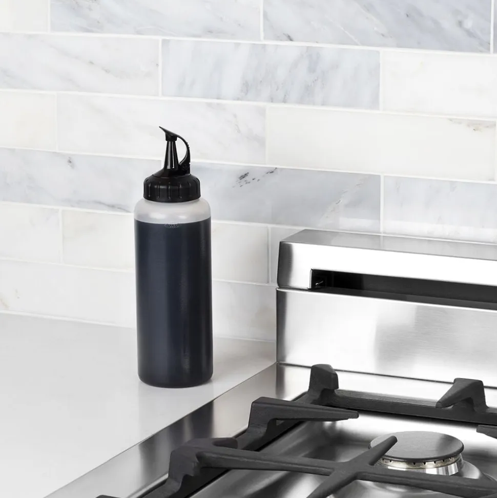Chef's Squeeze Bottle - Medium
