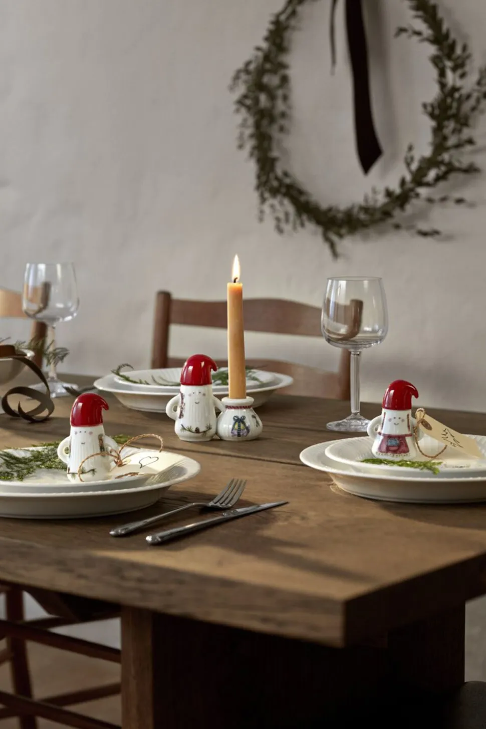 Hammershøi Christmas Nissefar lysestage H8. 5 hvid m. deko