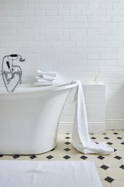 Love Bath Mat