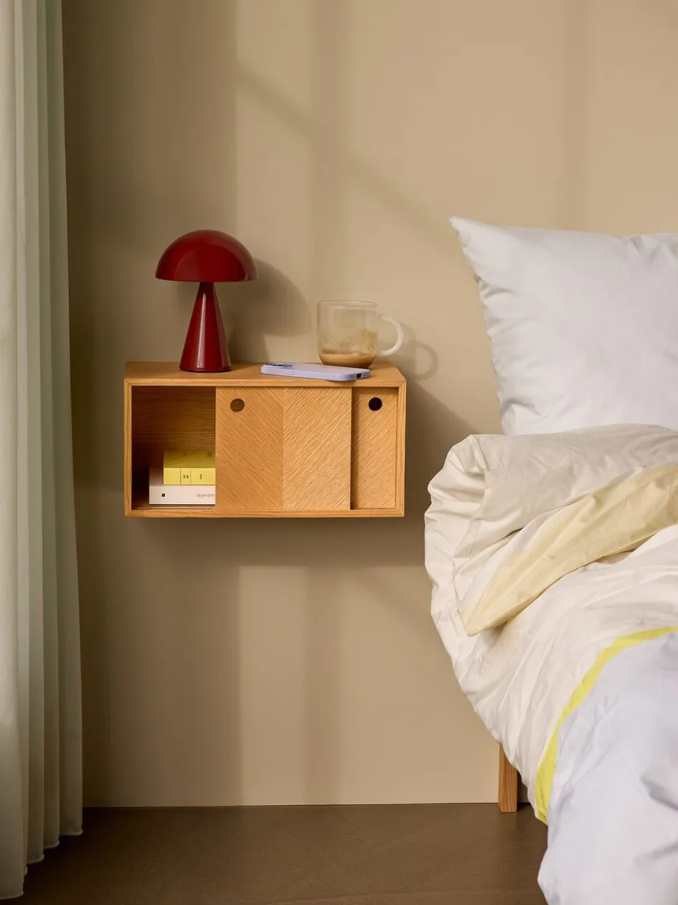 Mush Portable Lamp Red