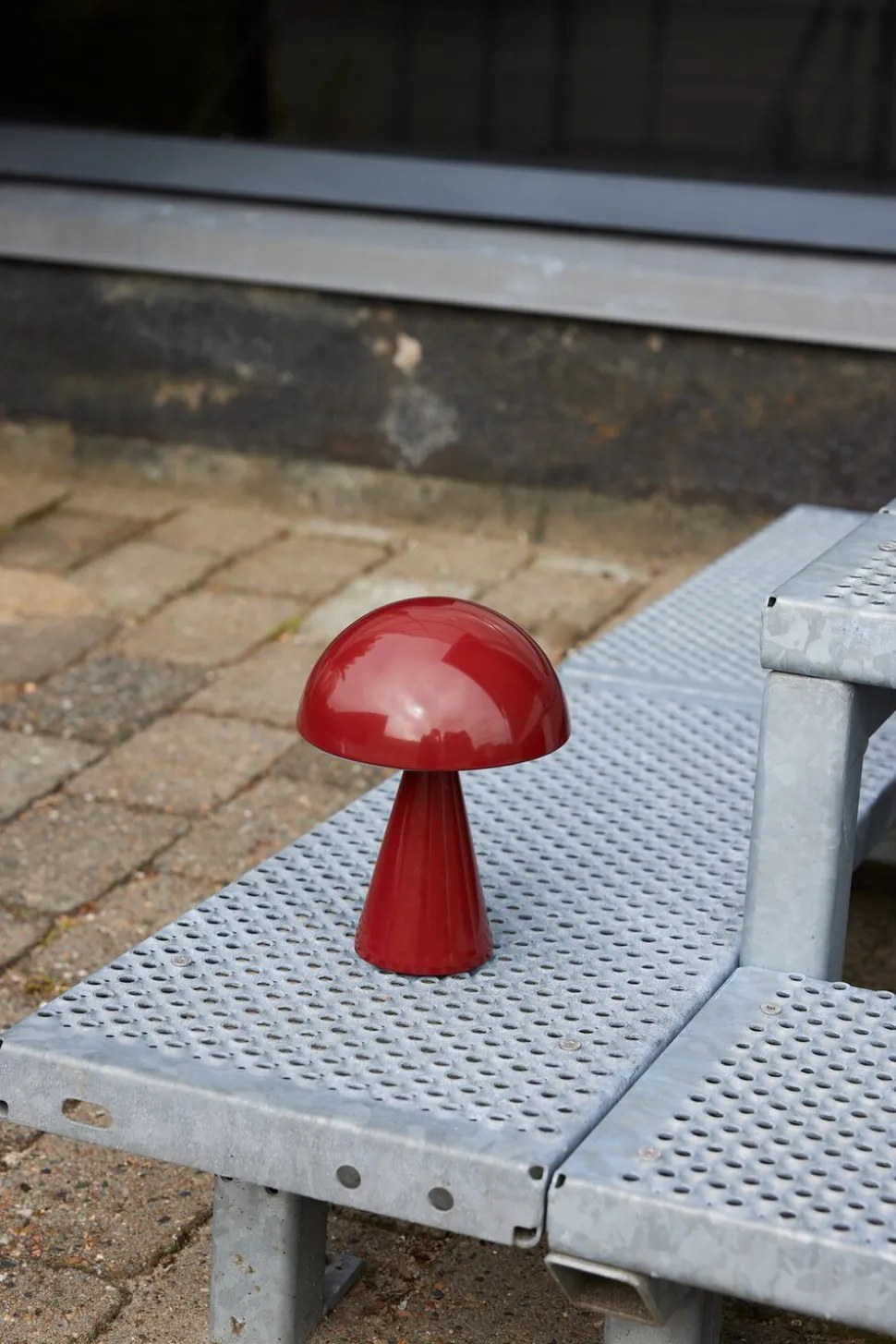 Mush Portable Lamp Red