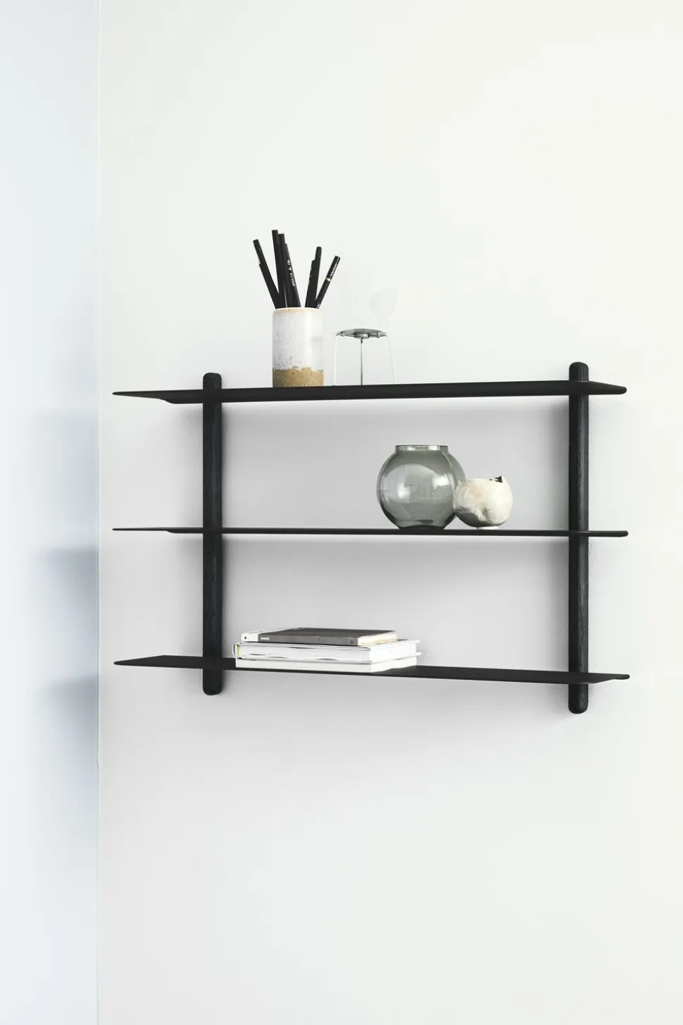 NIVO A Black Oak Black