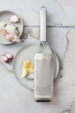 Professional Ribbon Grater