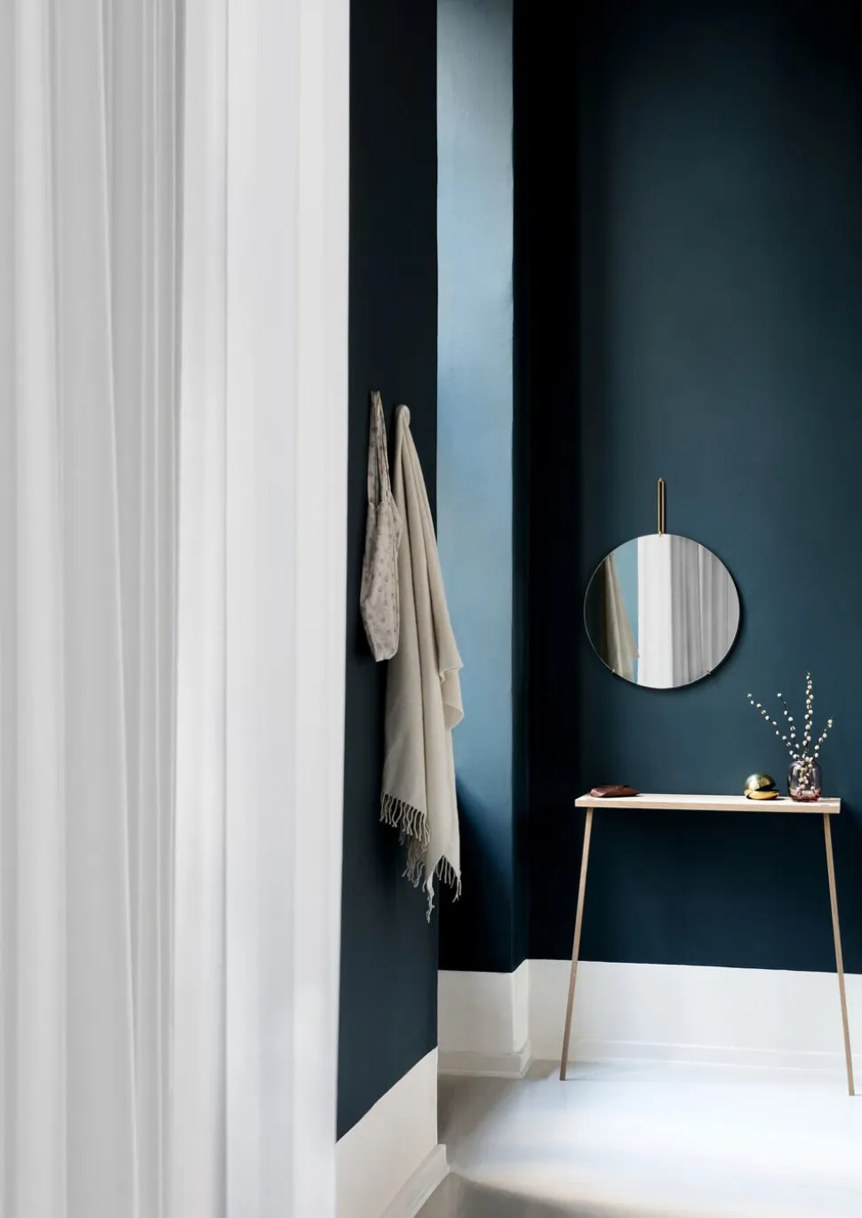 Wall Mirror spejl 70 cm.